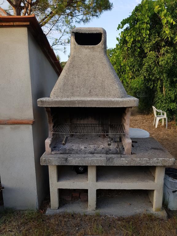 Agriturismo Podere Casalone Limite Экстерьер фото