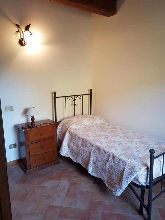 Agriturismo Podere Casalone Limite Экстерьер фото