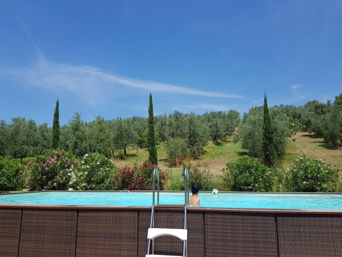 Agriturismo Podere Casalone Limite Экстерьер фото